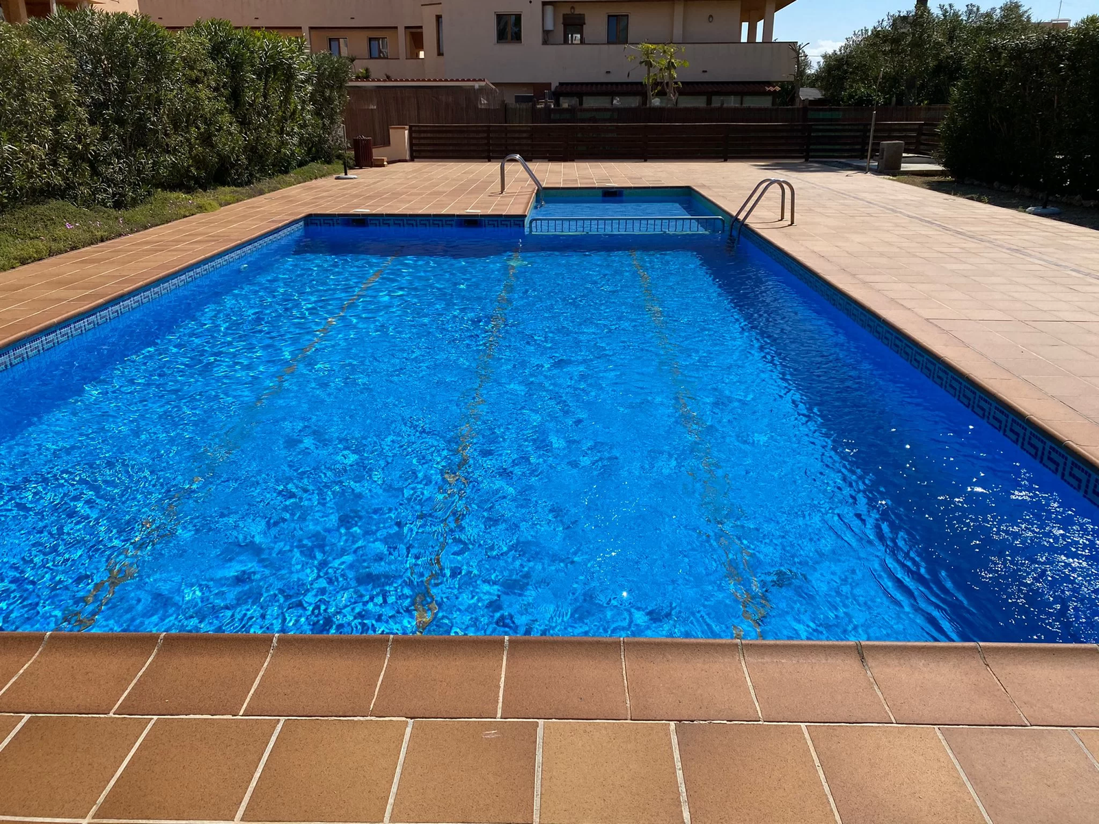 Disfruta del Verano con tu Piscina Siempre Limpia Gracias a Piscinas Bahía